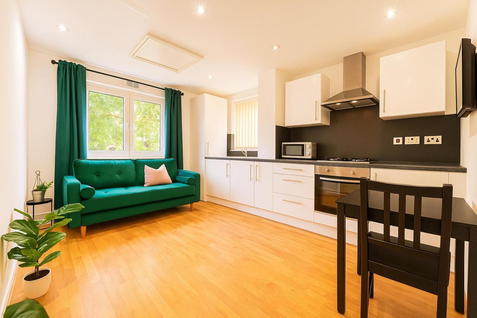 One Bedroom Apartment In City Centre Кардиф Екстериор снимка